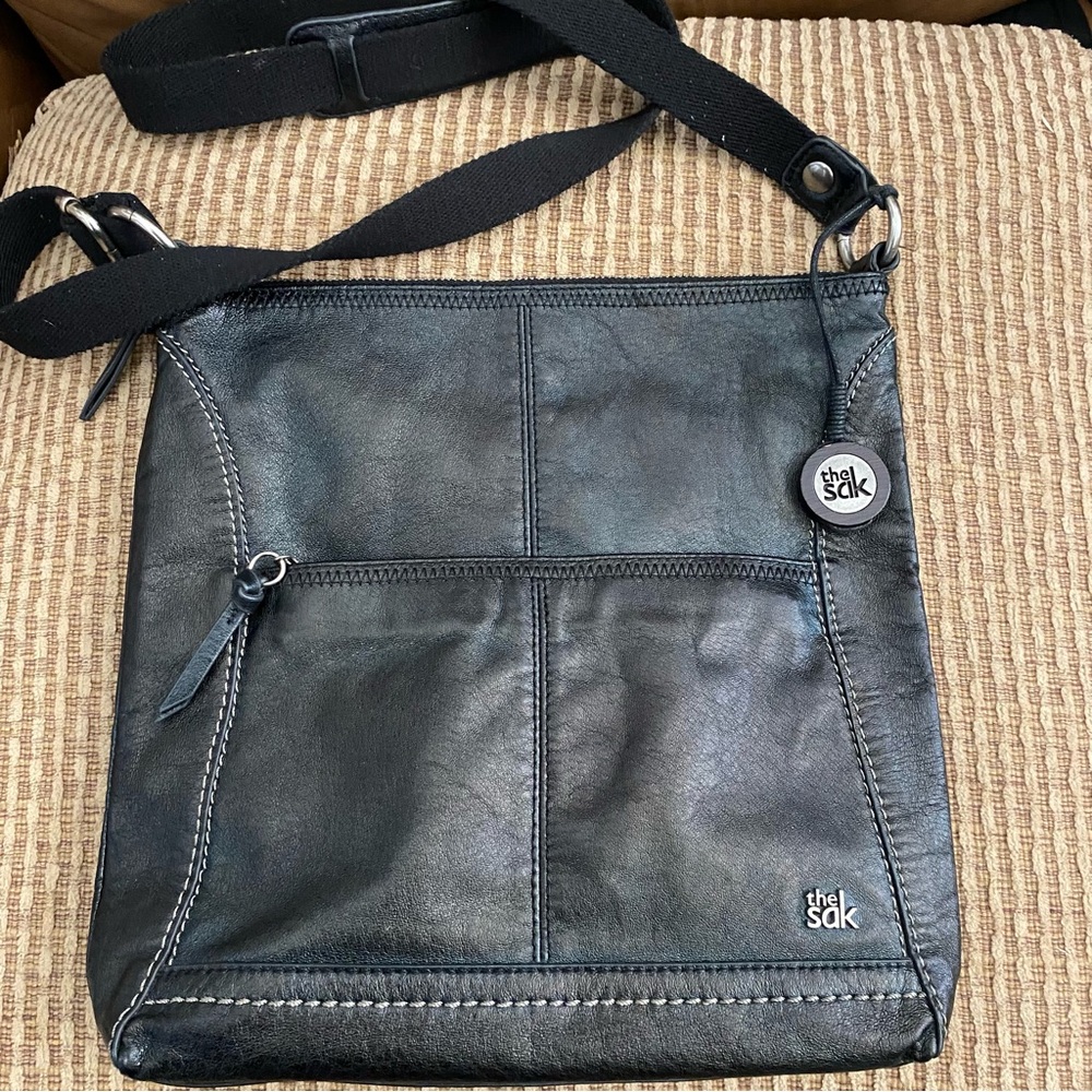 The Sak Black Leather Crossbody Shoulder‎ Bag Women’s Purse Boho Classic